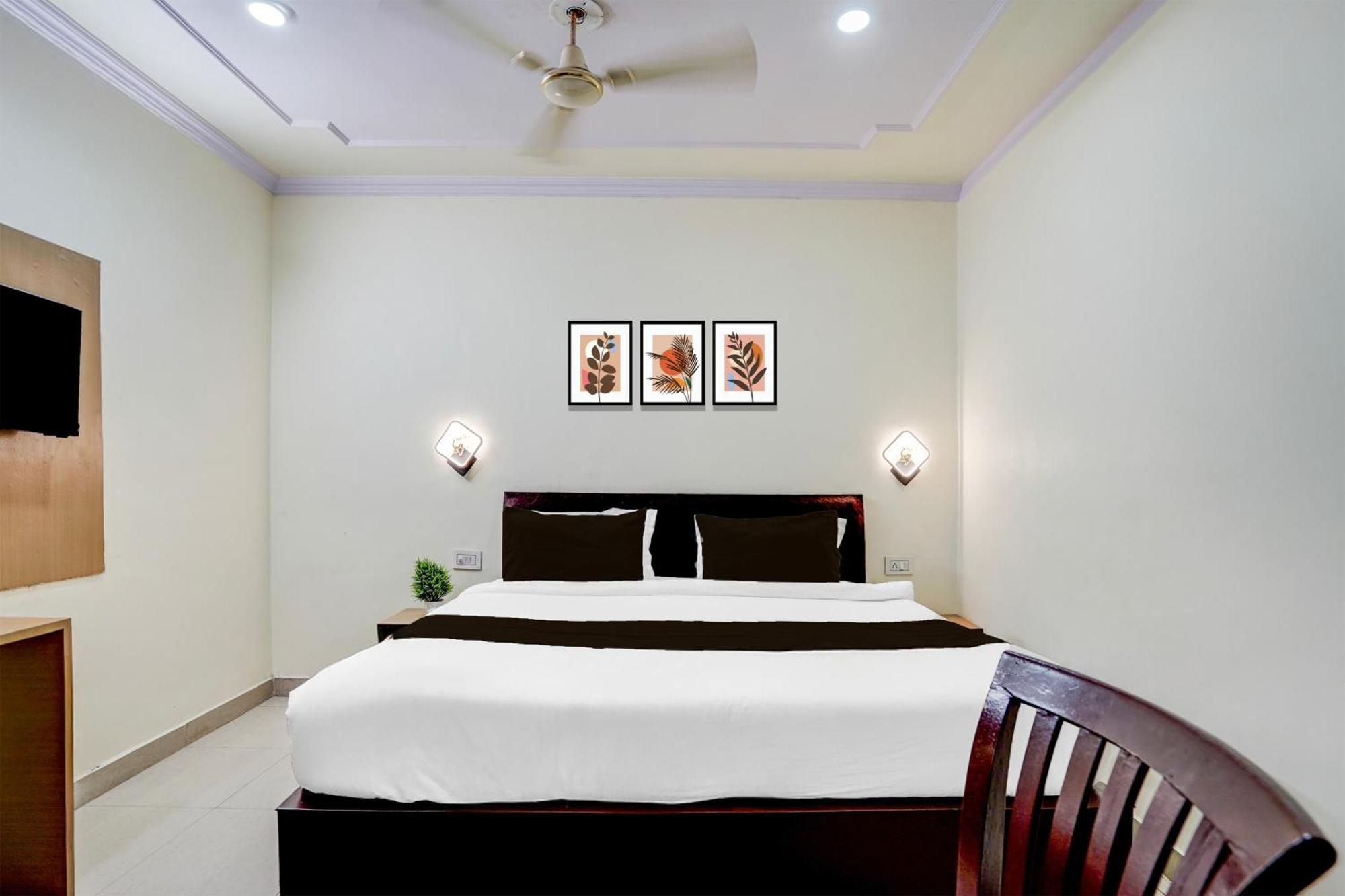 O Heera Palace 3*