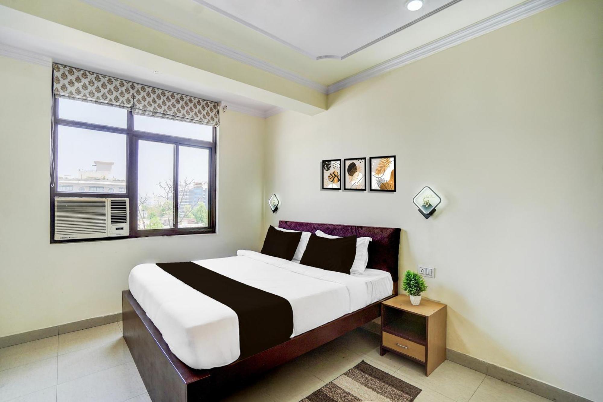 Hotel O Heera Palace